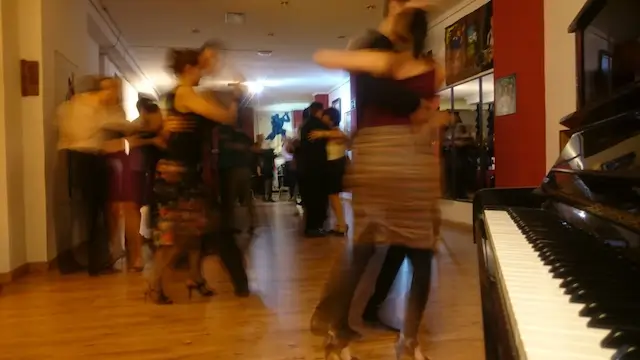 clase tipica de tango